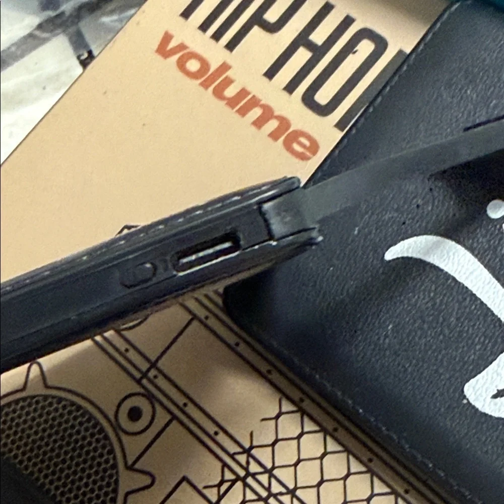 Rolling Loud Black Portable Charger